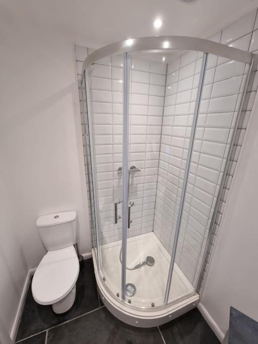 The Den - A Modern, Quirky, Self Contained Unit Apartment Braunton Bagian luar foto
